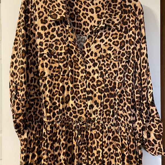 TORRID - SIZE 2 - LIKE NEW - Leopard Print Button Down Dress - Picture 5 of 6